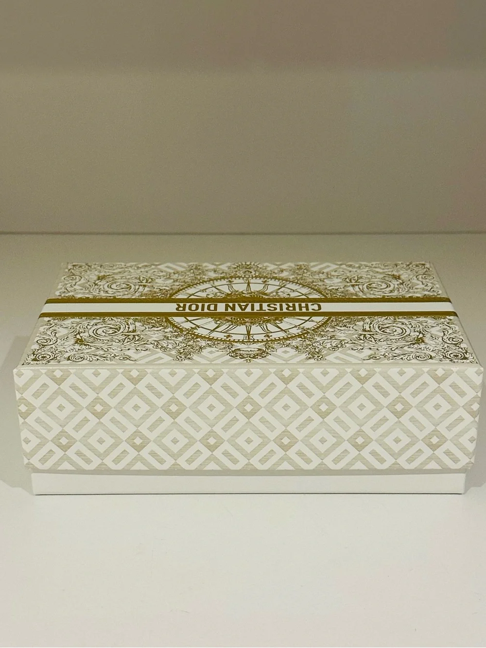 Dior Beauty Holiday 2024 Gift Box in White & Gold